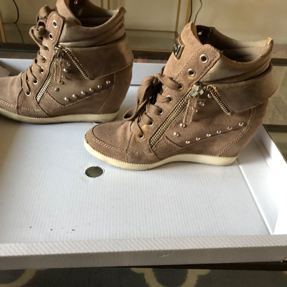 Guess wedge shoe - Picture 3 of 6